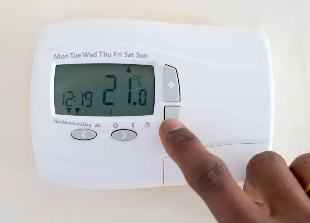 Energy Price Cap October 2026: What It Means for Your Bills and How Solar Panels Can Help 2 Energy price cap heating costs